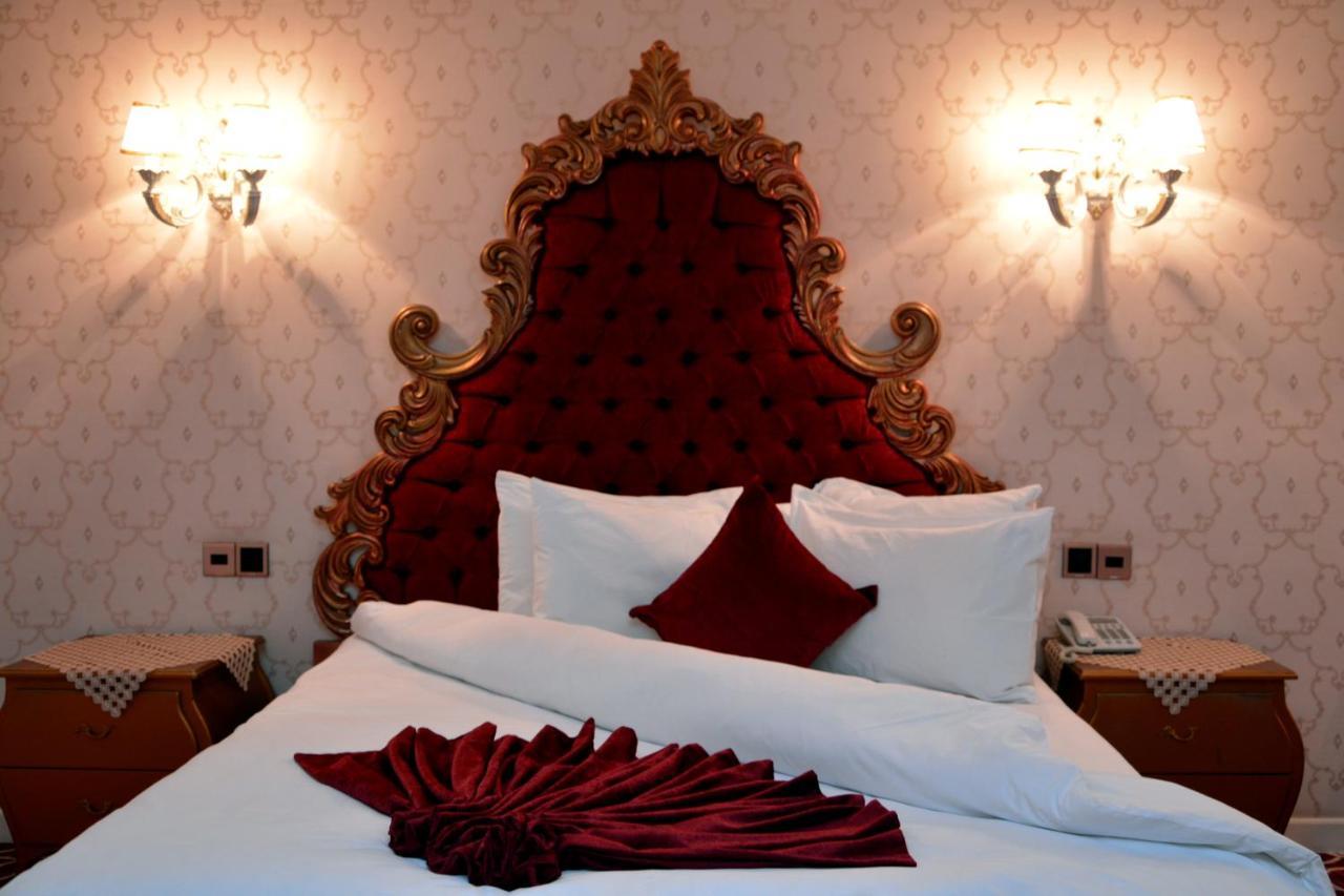 Deluxe Hotel Ganja Ngoại thất bức ảnh