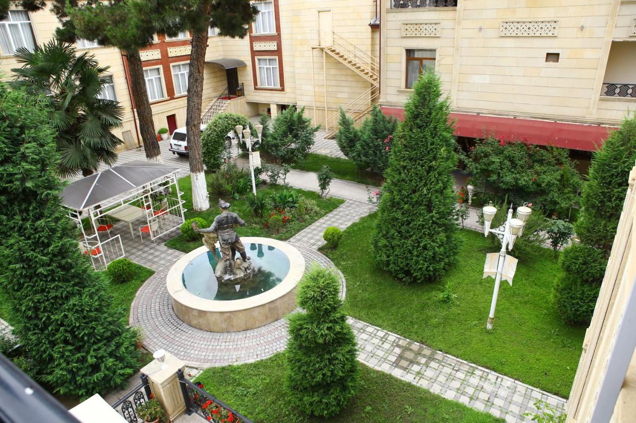 Deluxe Hotel Ganja Ngoại thất bức ảnh