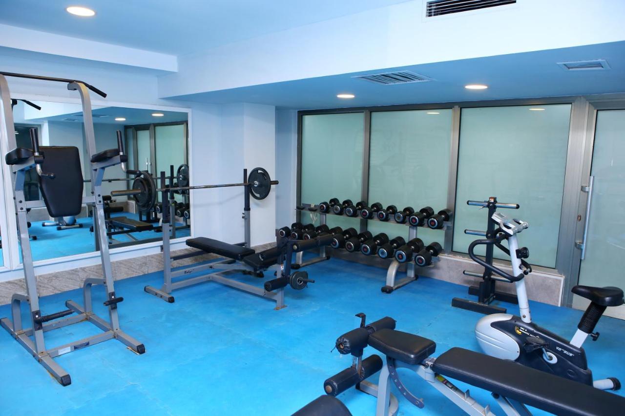 Deluxe Hotel Ganja Ngoại thất bức ảnh