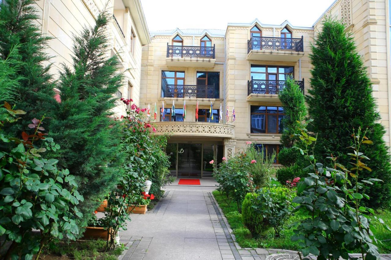 Deluxe Hotel Ganja Ngoại thất bức ảnh